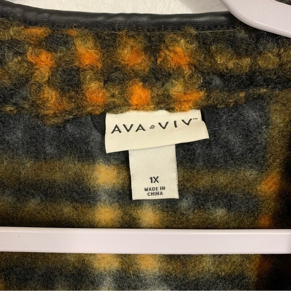 Ava and Viv Plus Size Plaid Teddy Open Front Cardigan Overcoat Size 1X - Picture 8 of 8